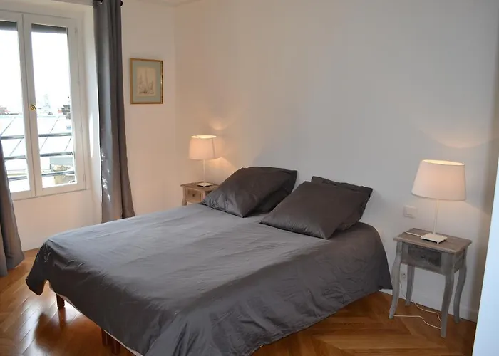 Apartment Moulin Rouge Ii Paris